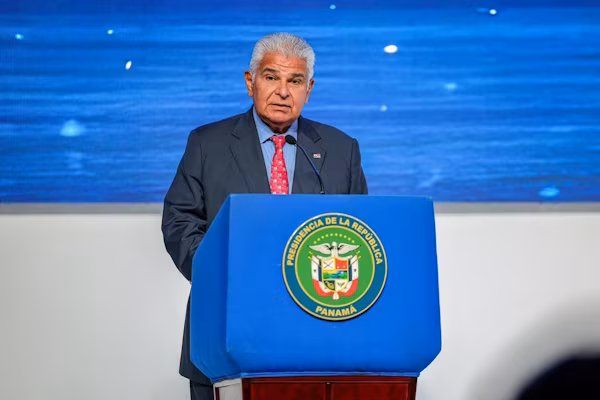 Este viernes 7 de agosto, en horas de la mañana, el presidente de la República de Panamá, José Raúl Mulino, viajará a Cali, Colombia, con el fin de participar en la toma de posesión del nuevo presidente Abelardo de la Espriella, acto que tendrá lugar en la Arena USC de la Universidad de Cali, a las 3 de la tarde. Mulino, será recibido con honores en el Aeropuerto Alfonso Bonilla Aragón por autoridades colombianas, en entre ellas la canciller saliente, Rosa Villavicencio, y el canciller designado del nuevo gobierno, Omar Bula Escobar.
