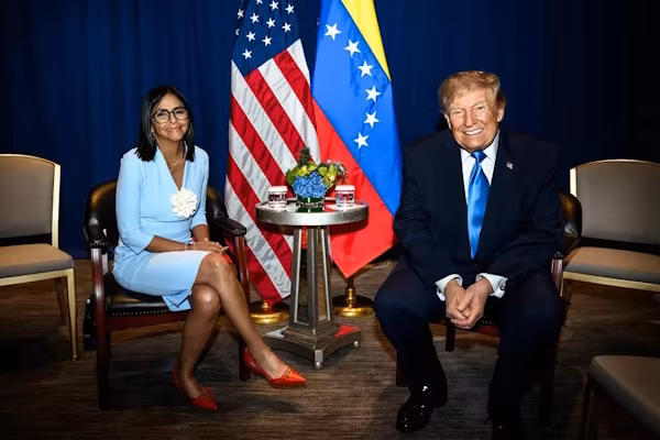 Washington (EFE).- La presidenta interina de Venezuela, Delcy Rodríguez, calificó de histórica su reunión de este martes con el presidente estadounidense, Donald Trump, en Nueva York, tras la Asamblea General de la ONU, y afirmó que ambos abordaron asuntos de cooperación estratégica.