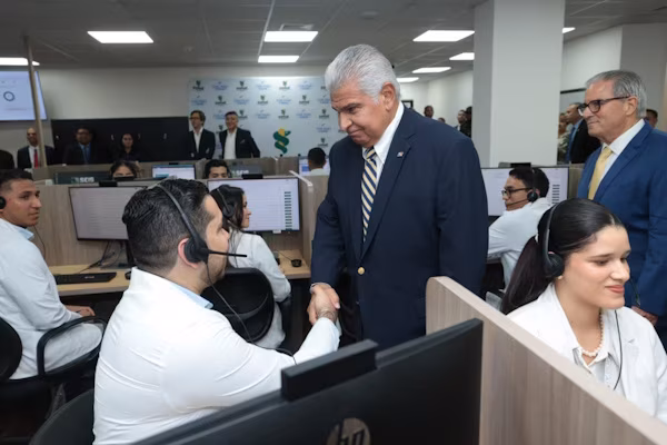 Con la premisa de que el paciente es primero, el presidente de la República de Panamá, José Raúl Mulino, encabezó el lanzamiento de MinSalud PDP (Portal del Paciente) y las nuevas plataformas del Programa Nacional de TeleSalud del Ministerio de Salud de Panamá (MINSA), como parte de la estrategia de transformación y modernización digital del sistema sanitario panameño a fin de acercar los servicios de salud a la población y facilitar un acceso más ágil, sencillo y oportuno.