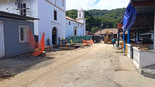 La restauración de la iglesia avanza en un 54%.