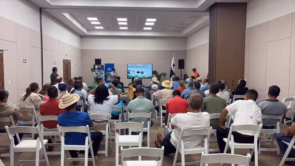 Jornada de inducción y rueda de negocios.
