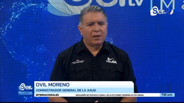 La Autoridad de Aseo Urbano y Domiciliario (AAUD) inició el 26 de octubre un nuevo modelo de recolección de basura en las zonas 2 y 3 del distrito de Panamá. El sistema permitirá consultar rutas y frecuencias, reportar fallas y dar seguimiento a los vehículos. La entidad también informó que la deuda de clientes residenciales y comerciales supera los $115 millones.