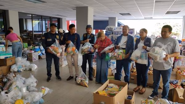 Alcaldía llevo donaciones a damnificados del terremoto.