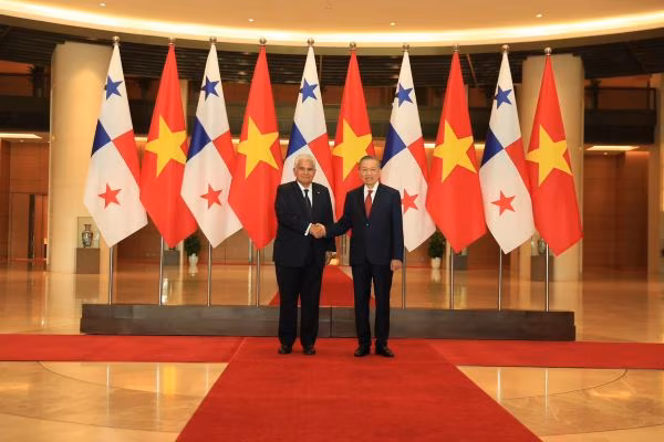 Gira a Asia traerá importantes inversiones a Panamá.