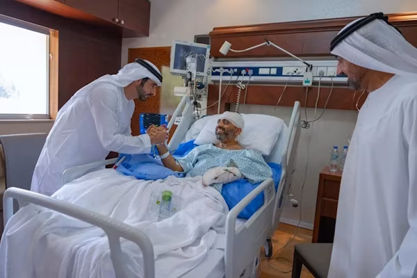 Jerusalén (EFE).- Miembros del servicio de inteligencia interior israelí, el Shin Bet, acudieron a Emiratos Árabes Unidos para participar en los interrogatorios al copiloto del vuelo de Flydubai rumbo a Tel Aviv acusado de atacar al capitán del avión e intentar estrellar la aeronave. Según informa este martes el diario israelí Times Of Israel, citando fuentes de seguridad israelíes, los agentes tomarán parte en los interrogatorios a Hamam Al Hamami, el piloto de nacionalidad omaní que, según este mismo medio, declaró una vez detenido que planeaba estrellar el avión contra el aeropuerto Ben Gurión de Tel Aviv.