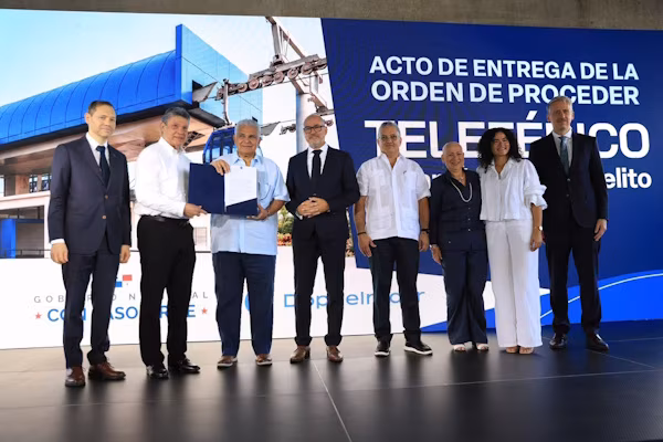 El presidente de la República de Panamá, José Raúl Mulino, junto a directivos del Metro de Panamá entregó la orden de proceder a Doppelmayr Panamá Corp., para la ejecución del proyecto teleférico de los distritos de Panamá y San Miguelito, después de que la Contraloría General de la República refrendara el contrato por un monto de B/.255,163,788.03. El inicio de este esperado proyecto se da en cumplimiento de la promesa del presidente Mulino de llevarle a la población de San Miguelito un sistema de transporte interno ágil, digno, adaptado a la topografía del distrito y complementario con el Metro y Metrobús.